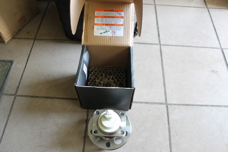 Nowa piasta tylna Chevrolet Uplander 3.5 V 6 2005 r