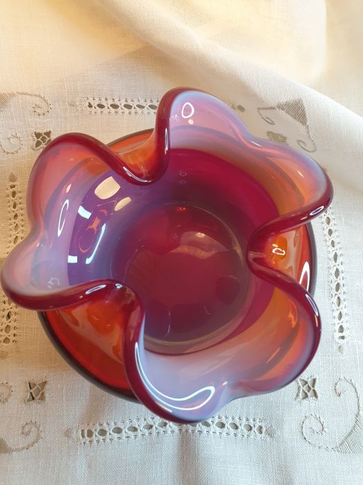 Wazonik, czarka, osiołek.