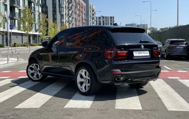 Х5    Е70    4.8
