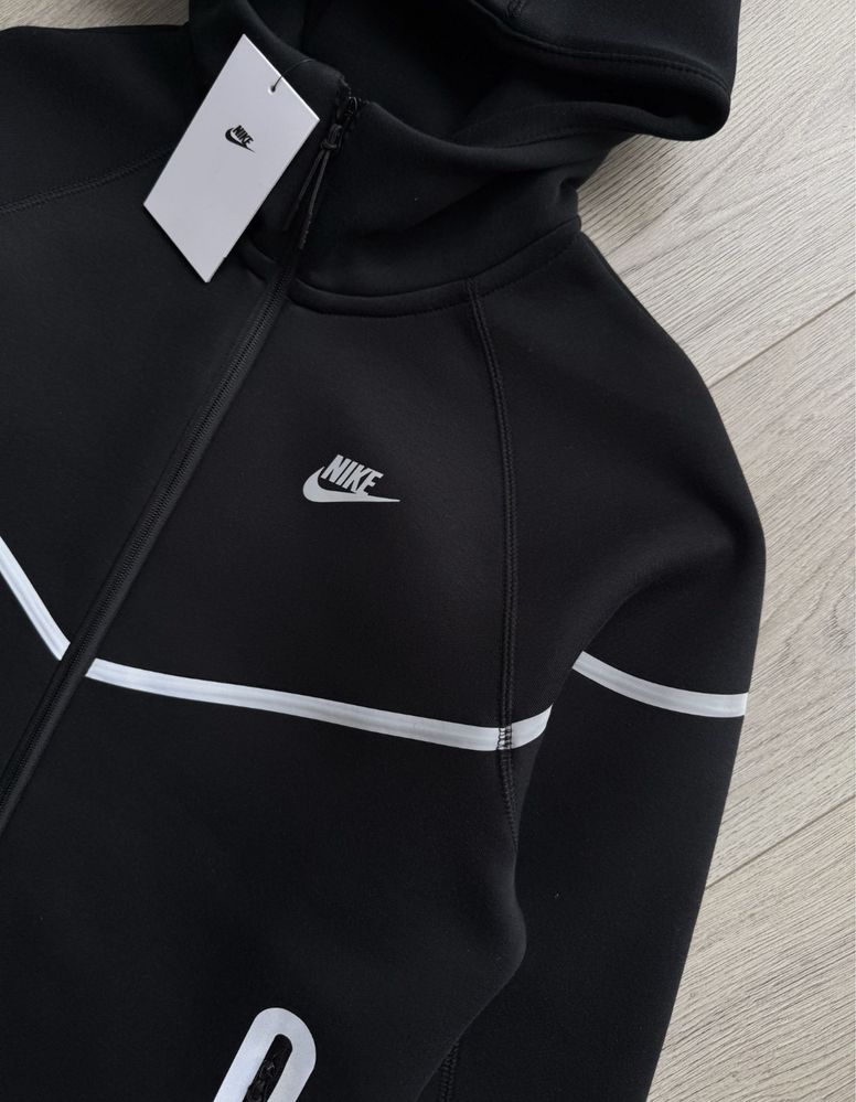 Кофта Nike teach flees