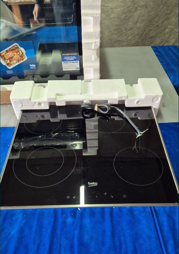 Духовка електрична + Варочна поверхня Beko