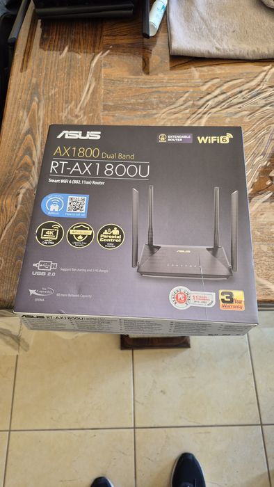 Router Gaming ASUS RT-AX1800U