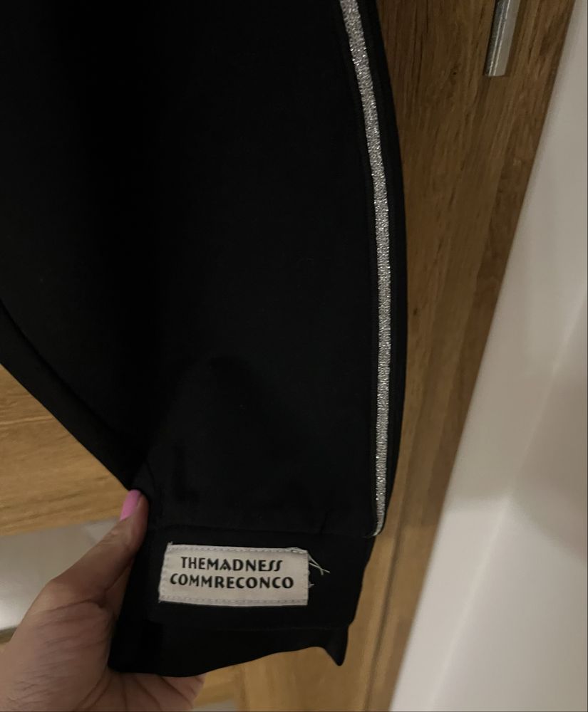 Sprzedam nowe (z metką) spodnie w kolorze 24/3XL-4XL