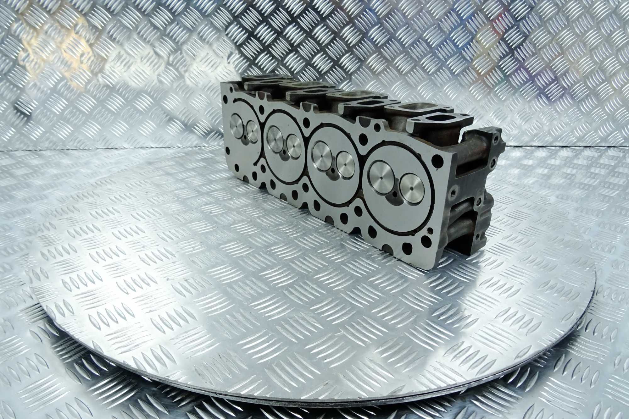 Głowica do silnika Deutz F4L1011. Cylinder head Deutz 1011