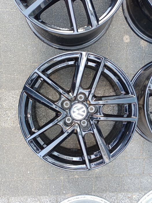 17" Astorga CZARNE Audi A3 A4 A6 Q2 TT VW Passat Golf V VI Touran Eos