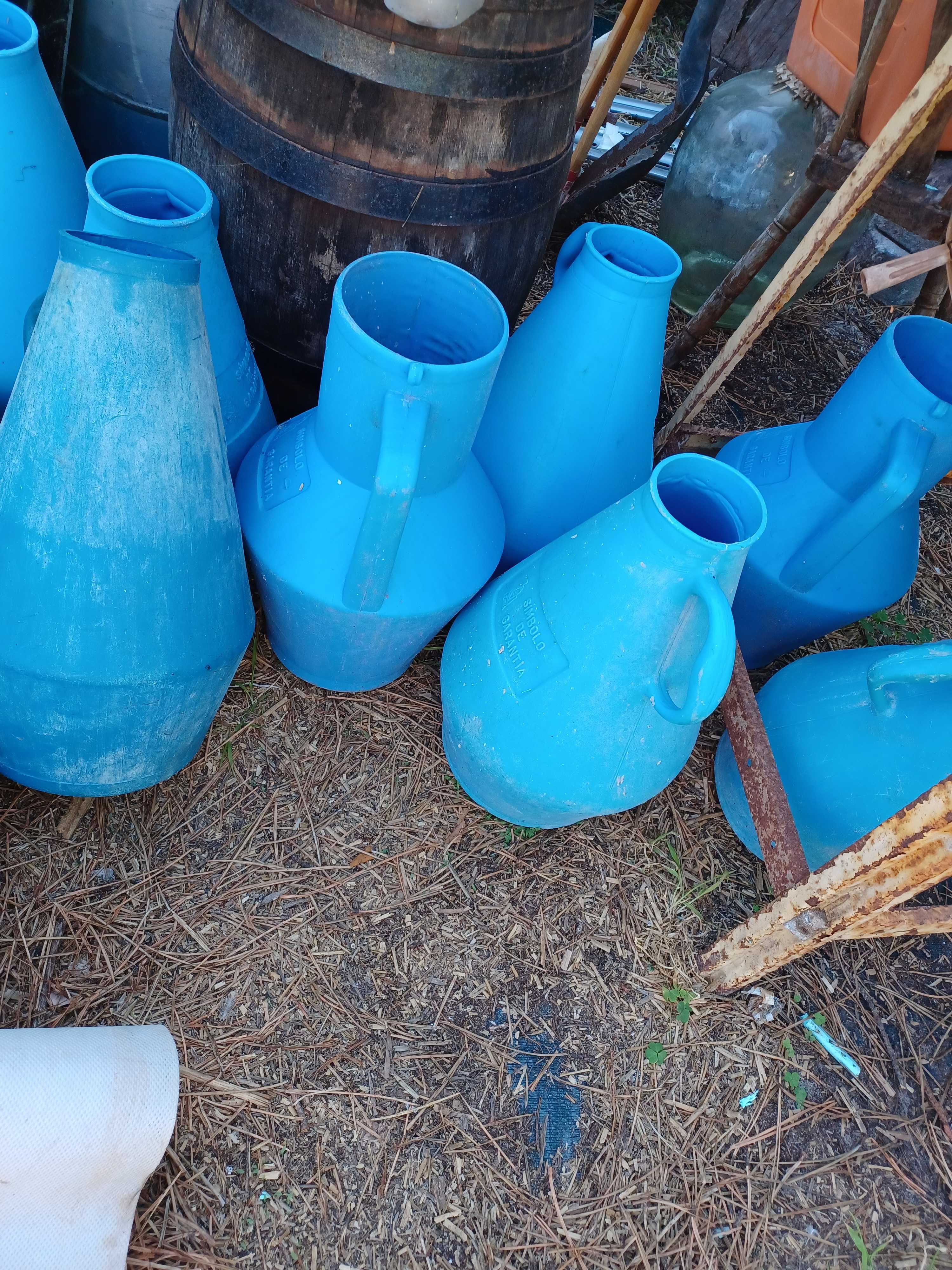 Cantaros de Plastico 20 litros