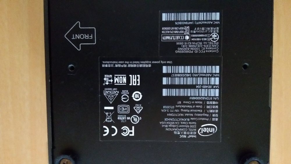 Caixa para NUC 7i7DNH