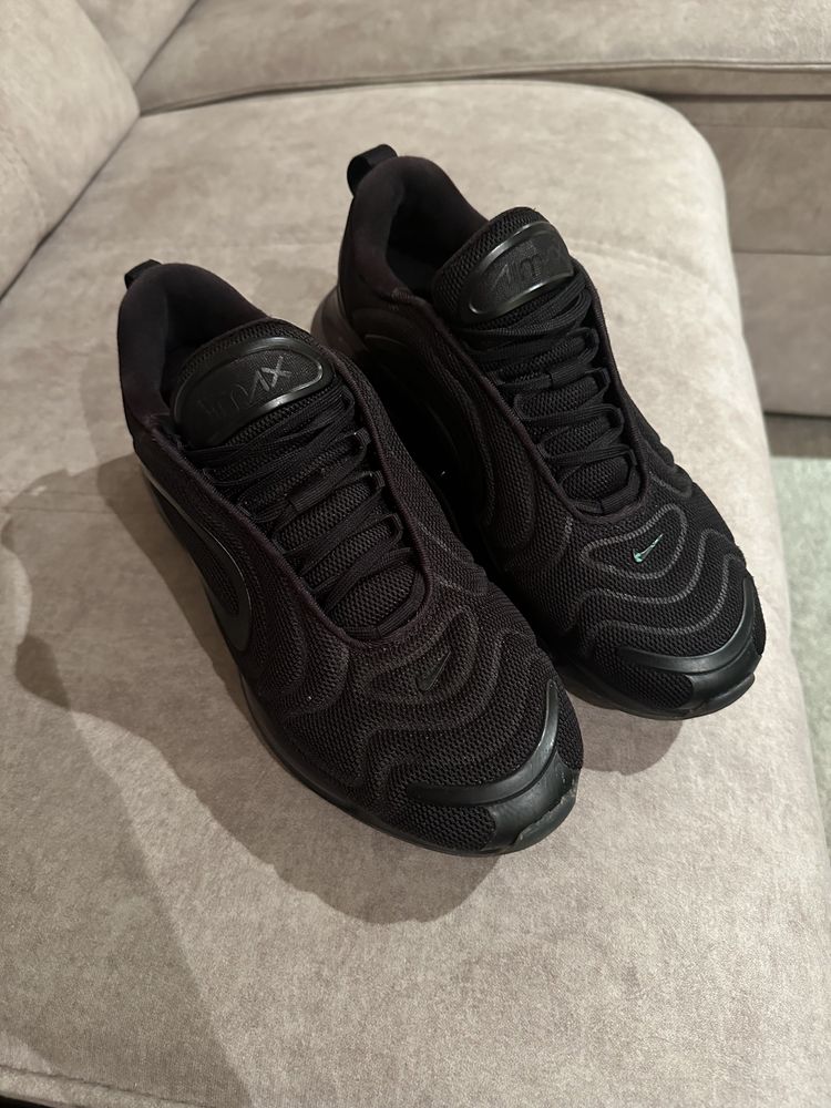 Nike Air Max 720 Black Mesh