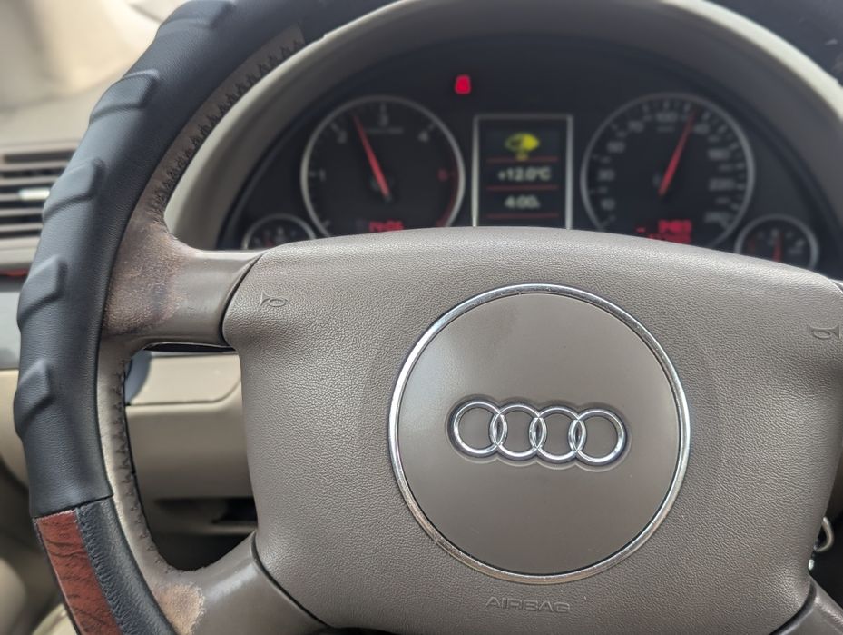 Ауді А4 1,9 дизель Свіжа загнана мот