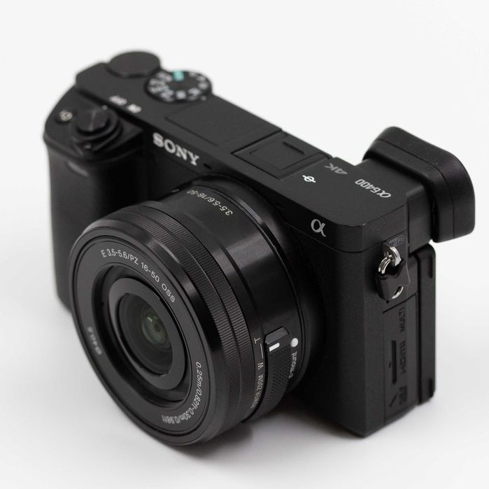 Sony a6400 + E PZ 16-50mm f/3.5-5.6 OSS - Excelente estado