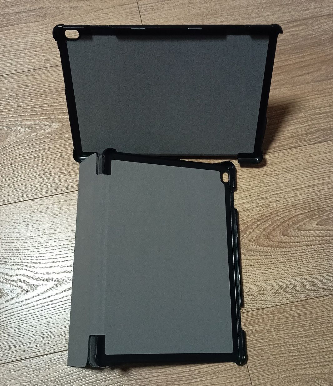 ETUI na tablet Tech-protect do Lenovo TAB M10 10.1