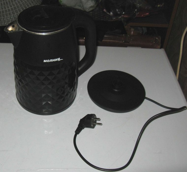 Электрочайник Молния 2 л
