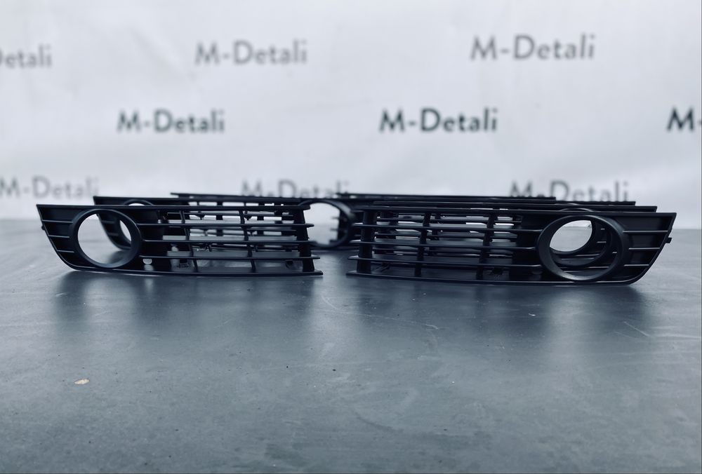 Решітка птф під противотуманку Ауді А4 Б6 решотка Audi A4 B6 розборка