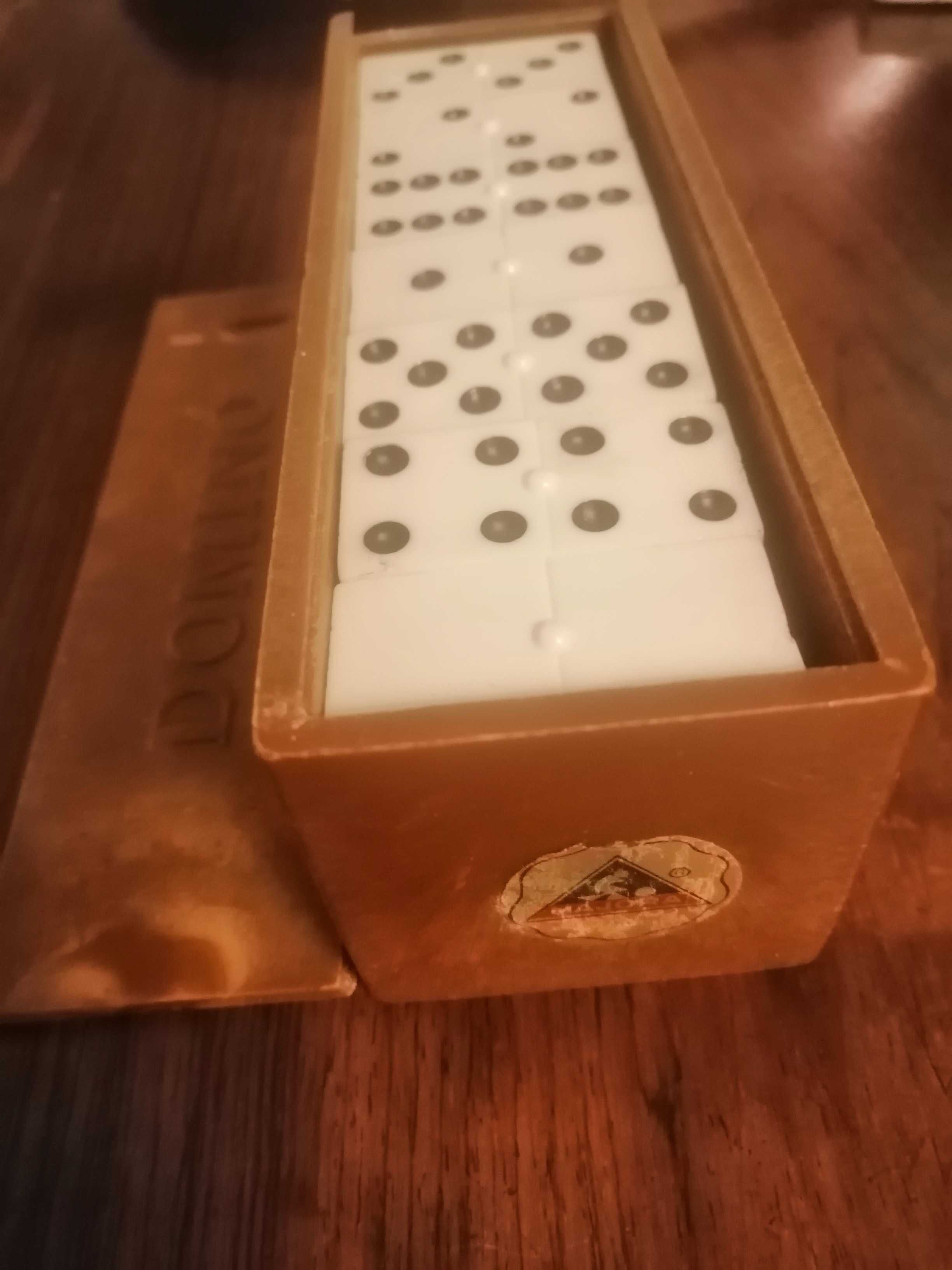 Brinquedo português antigo - jogo de dominó vintage da Majora