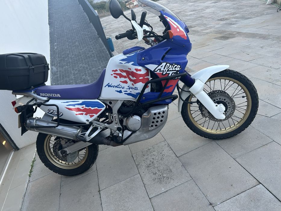Honda africa twin 750 xrv750 rd07