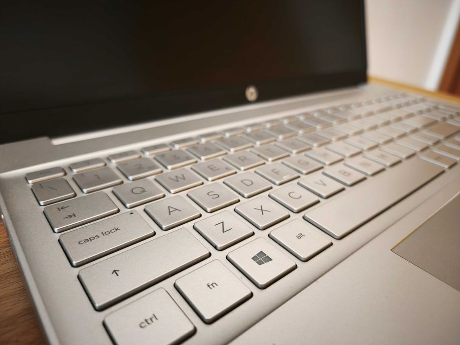 HP Pavilion 15-eh1xxx – Ryzen 5 5500U / 16GB RAM / 477GB SSD