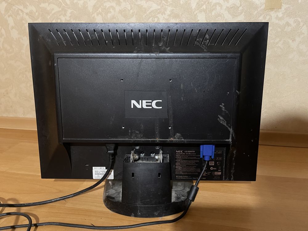 Монітор NEC