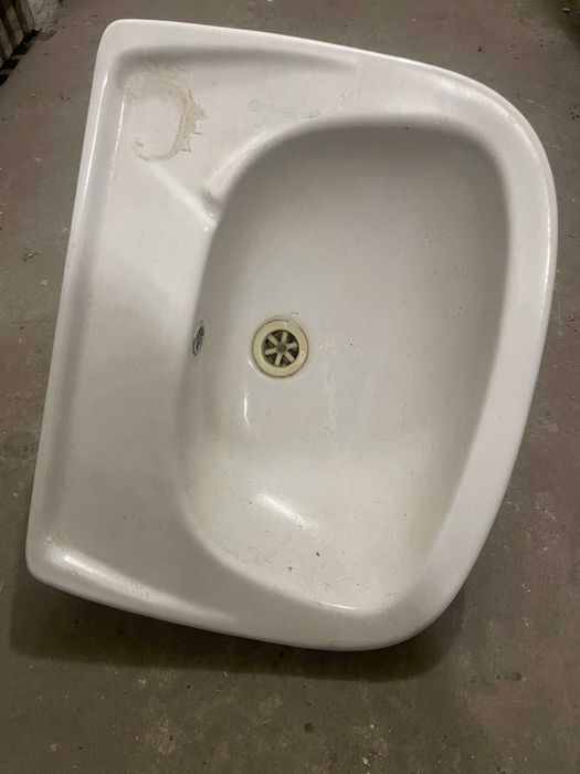 Umywalka łazienkowa, Ale trzeba je umyć