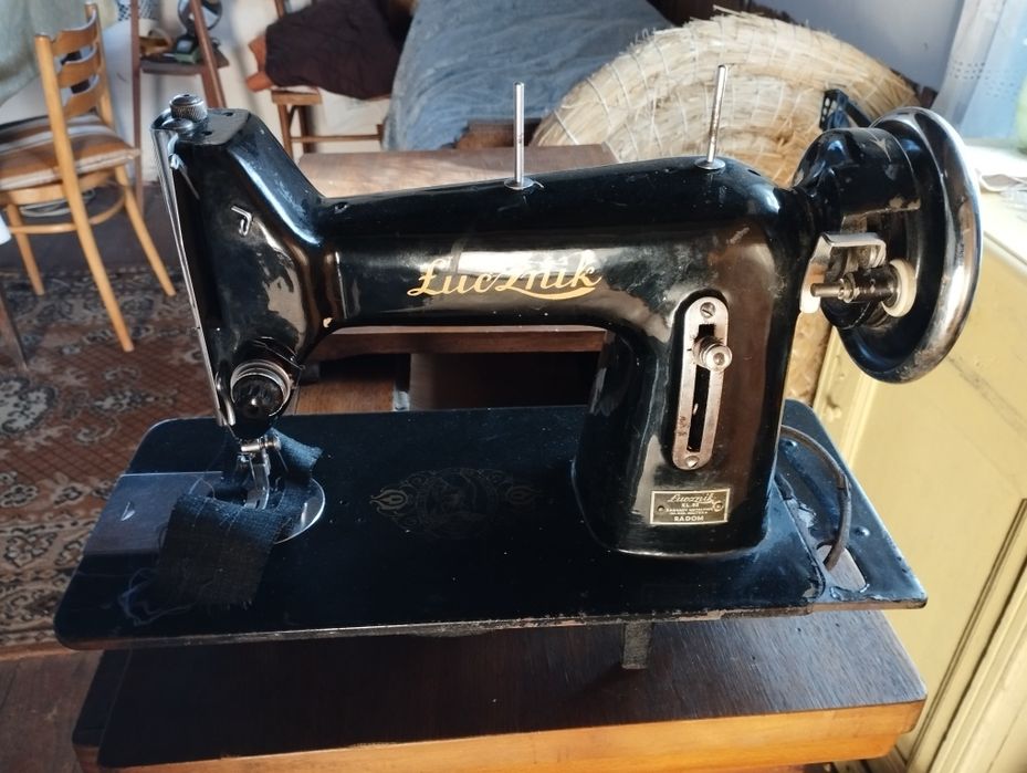 Maszyna do szycia Łucznik