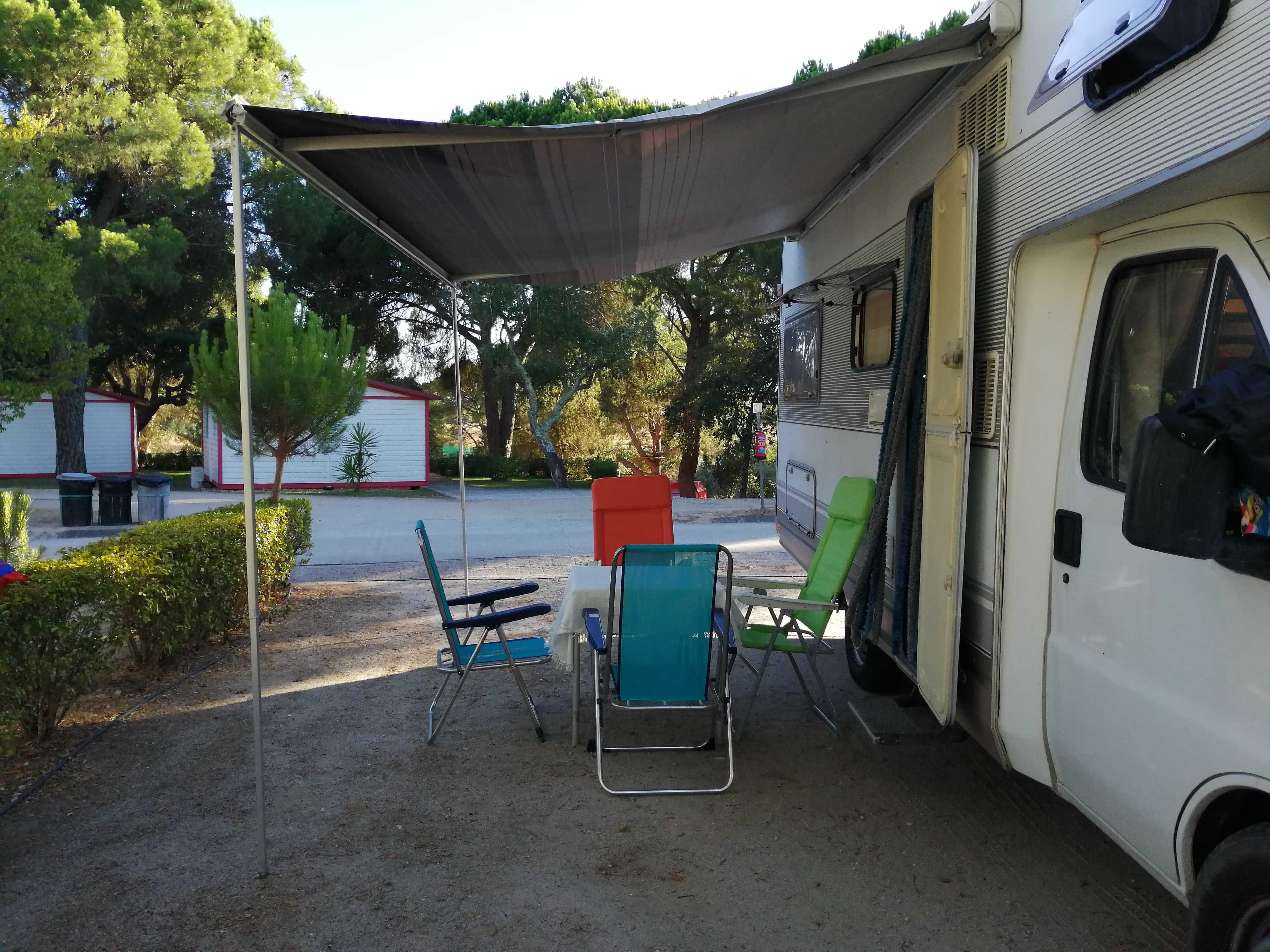 Alugo autocaravana