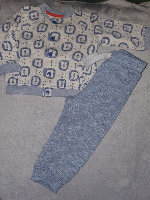 Zestaw dresik dres bluza bejsbolowka spodnie dresowe f&f 80