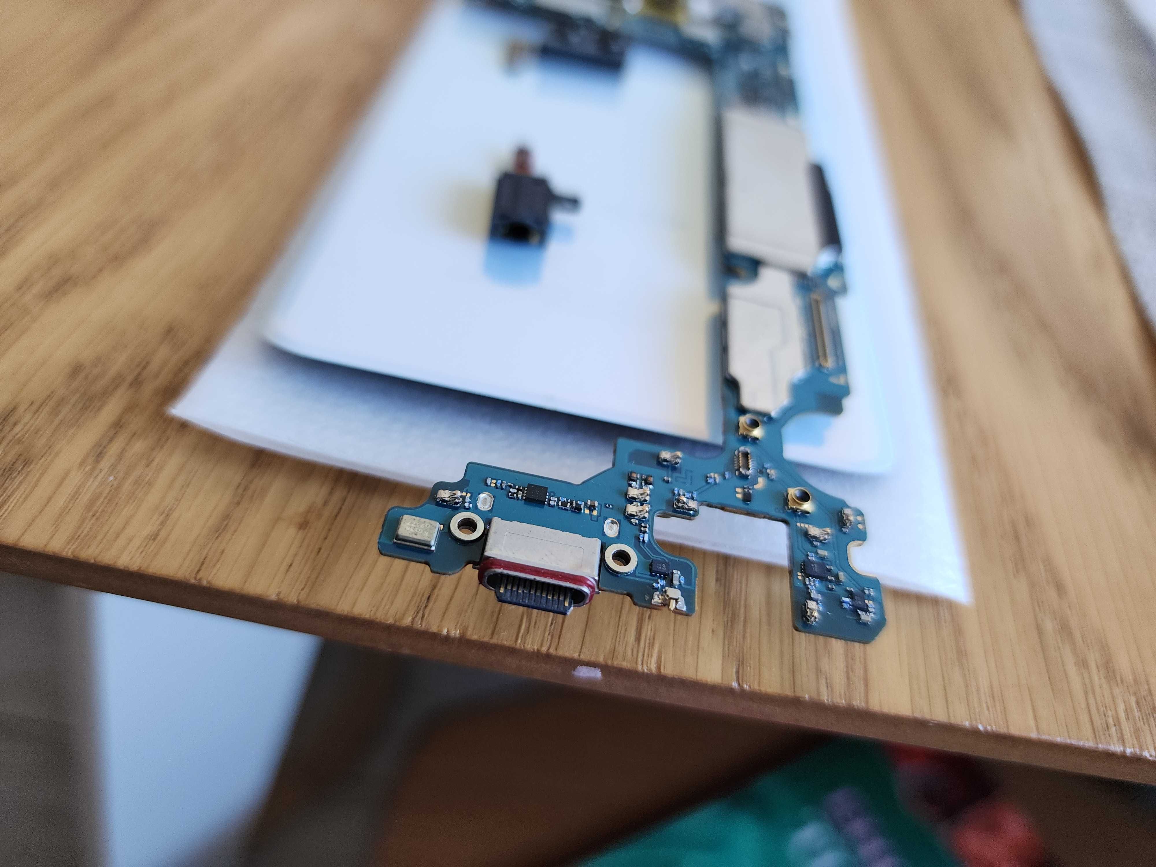 Системна плата Samsung Galaxy s10 Plus G975U1 оригінал G975F 512GB