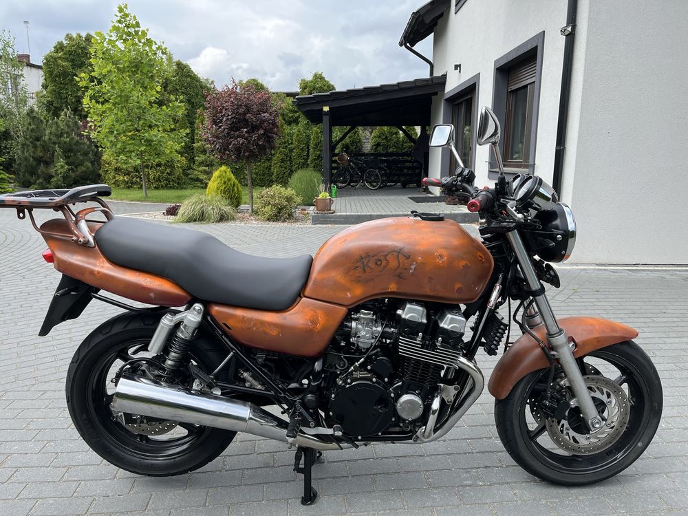 Honda CB 750 Seven Fifty, poza prokektem malowania caly w orygnale