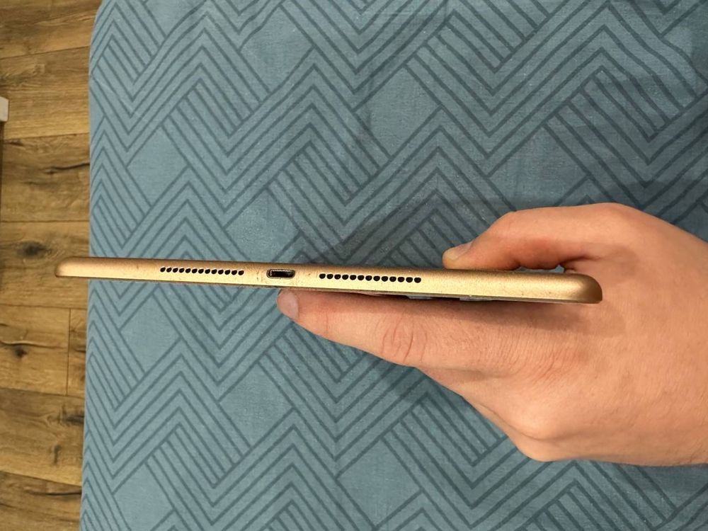 Apple Ipad 8 gen 2020 128 GB Wi-Fi + LTE