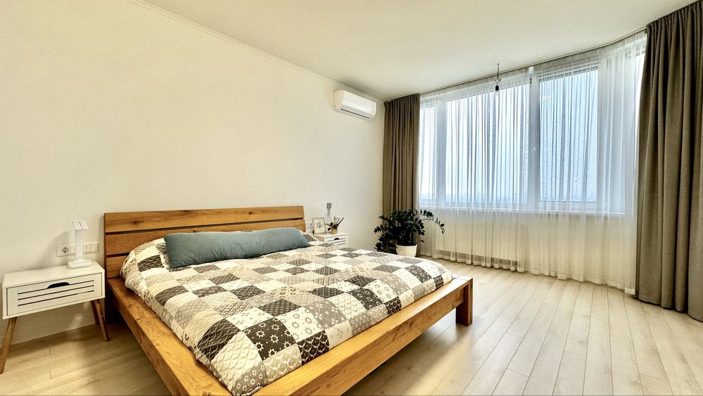 Продаж великої 1 - квартири 57 м2 з ремонтом біля парку