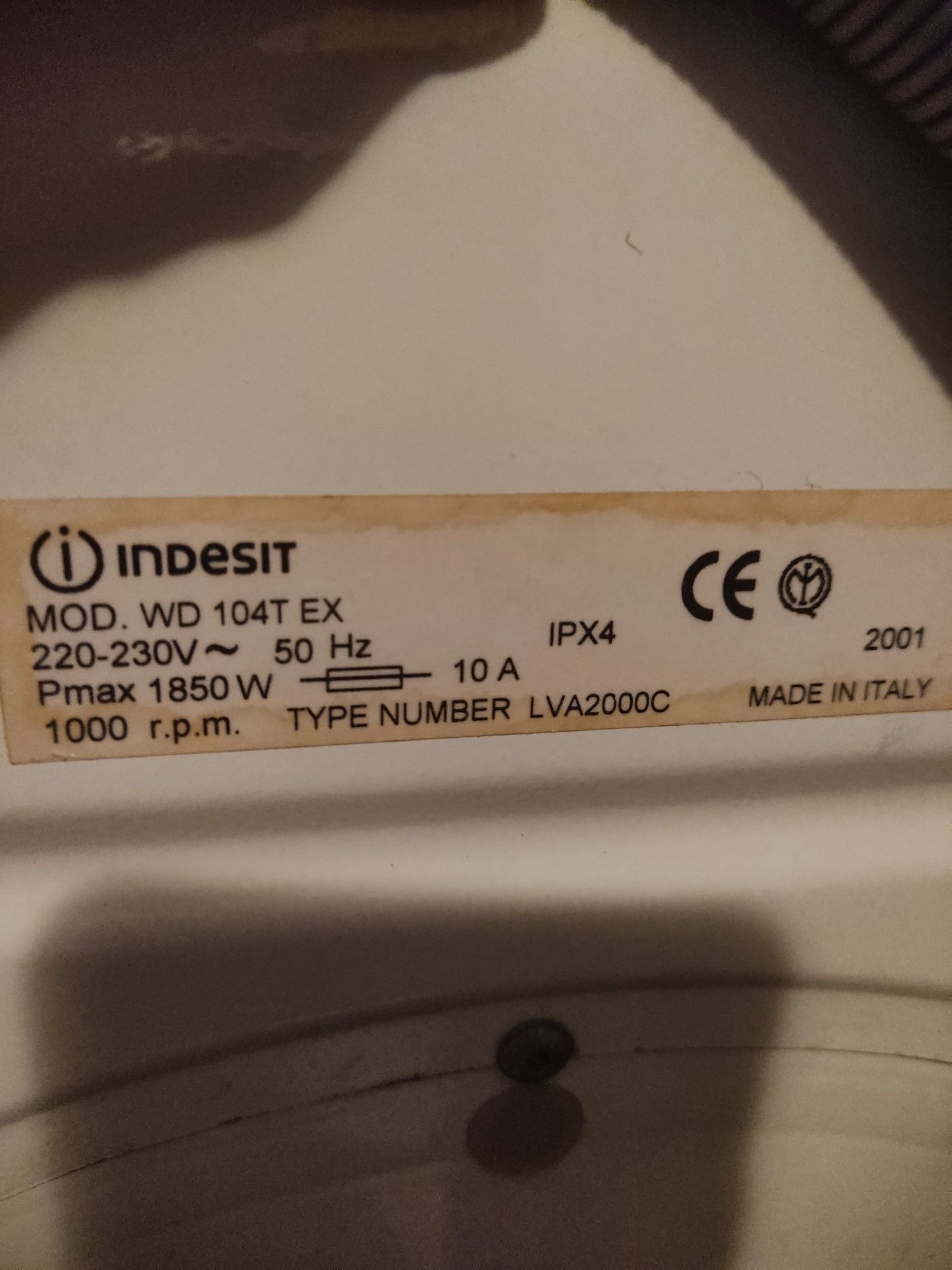 Двигатель для стиральной машины INDESIT