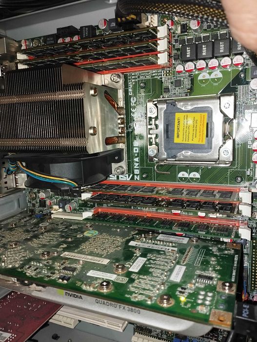 Serwerowy komputer ASUS Z8NA-D6