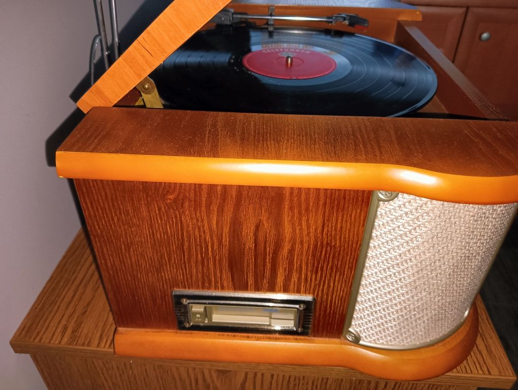 Radio gramofon retro SOUNDMASTER Nr 546BEu