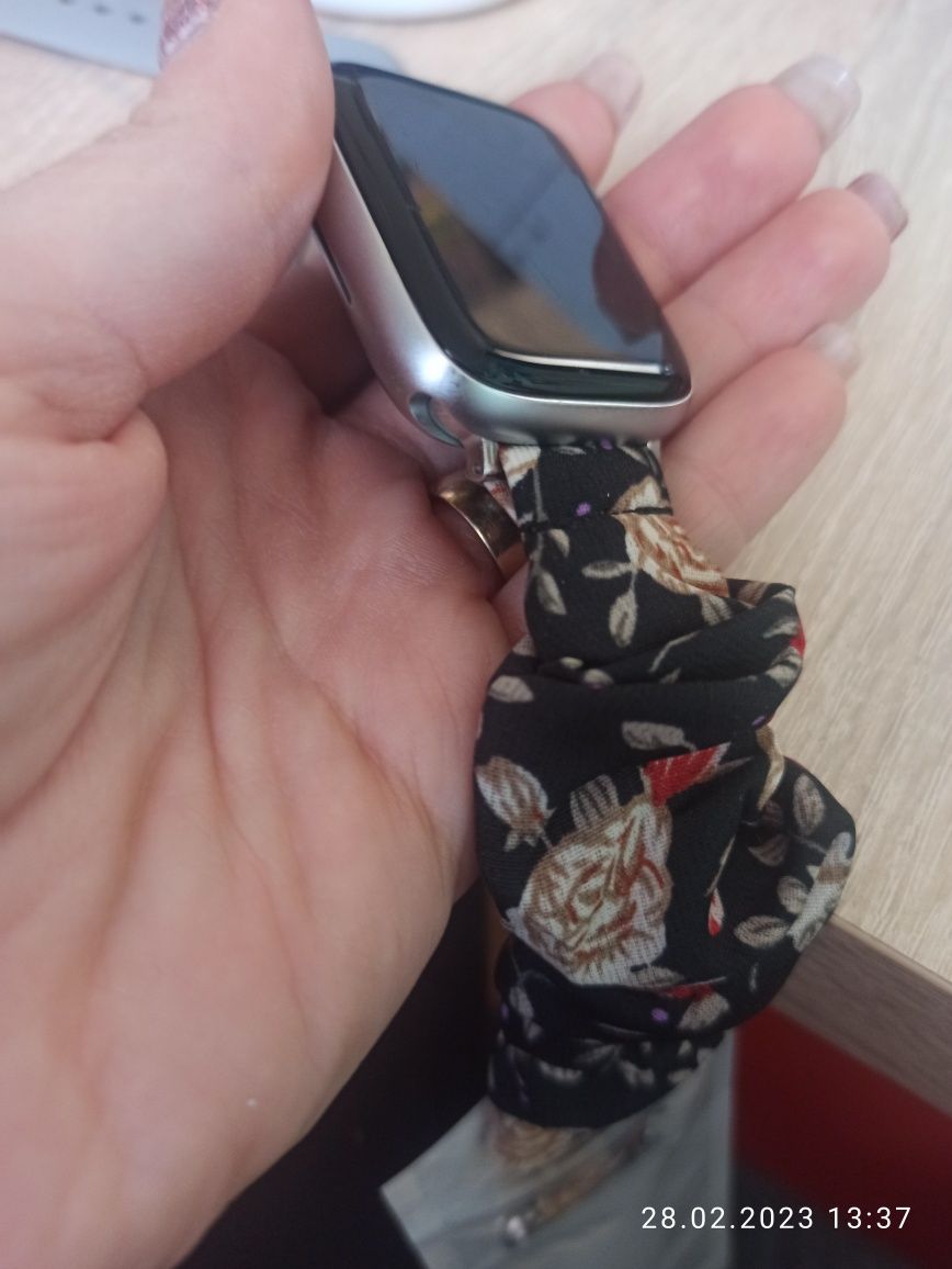 Akcesoria do Apple Watch Series 3  ochraniacz  scrunchie pasek