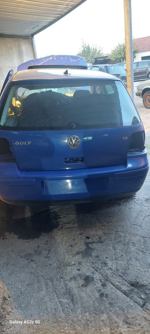 Motor VolksWagen Golf lV 1.6i gasolina boa mecânica tenho mais materia
