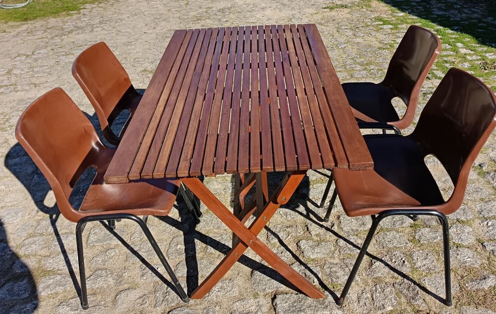 Mesa retangular de abrir