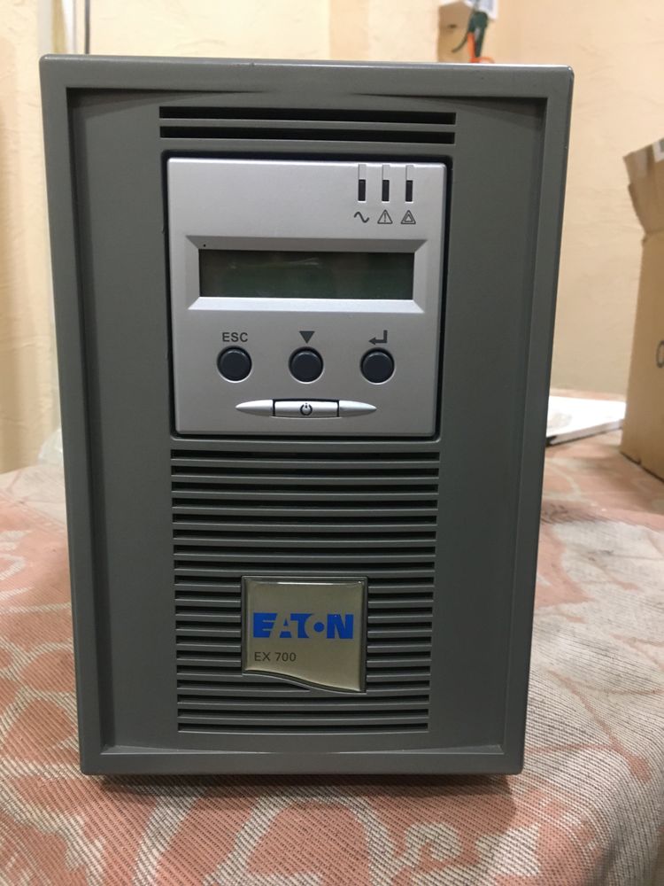 Инвертор безперебойник Eaton ex700