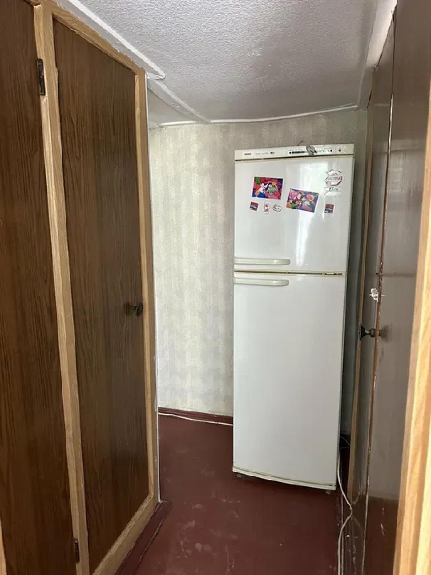 Продам 2-комнатную квартиру на ул. Нескоренных, метро Салтовка