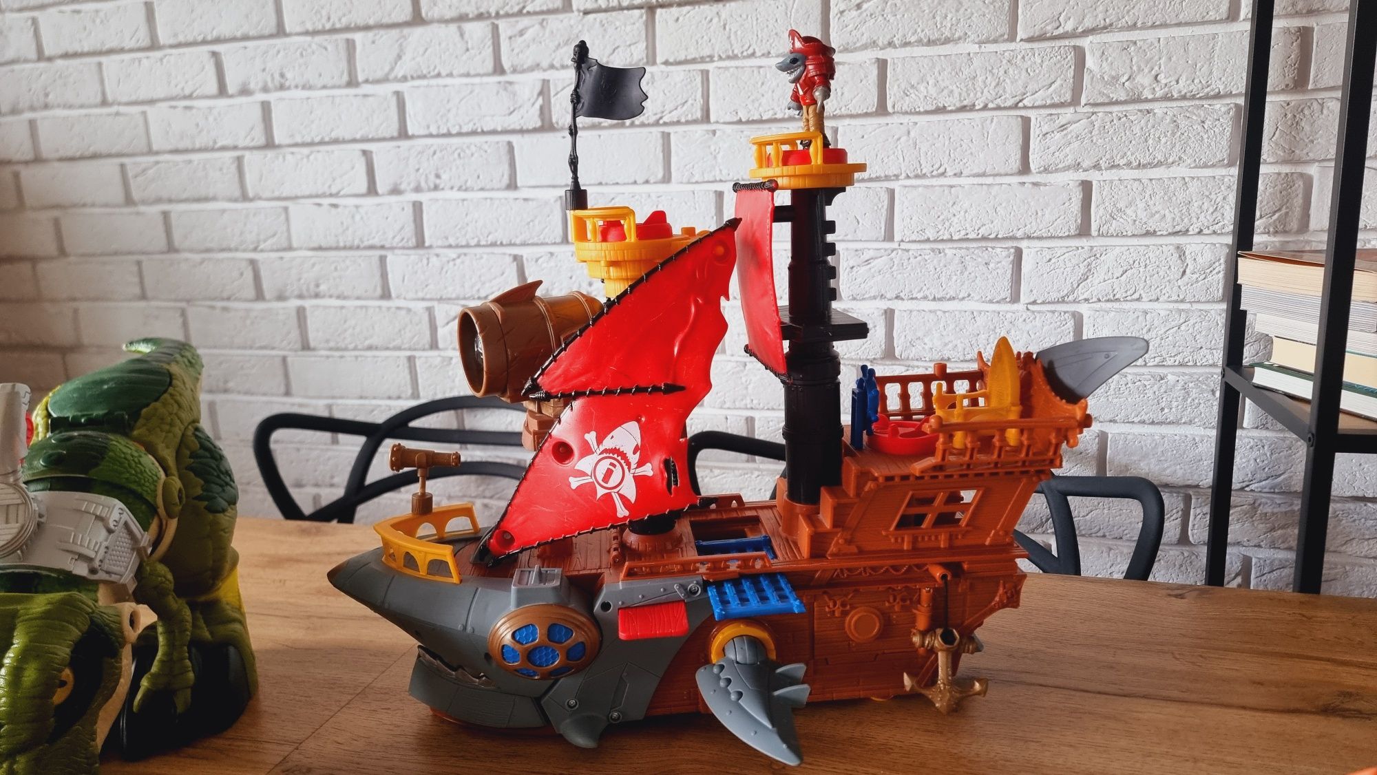 Imaginext wielki zestaw, statek, rekin, krokodyl, dinozaur, ciężarówka