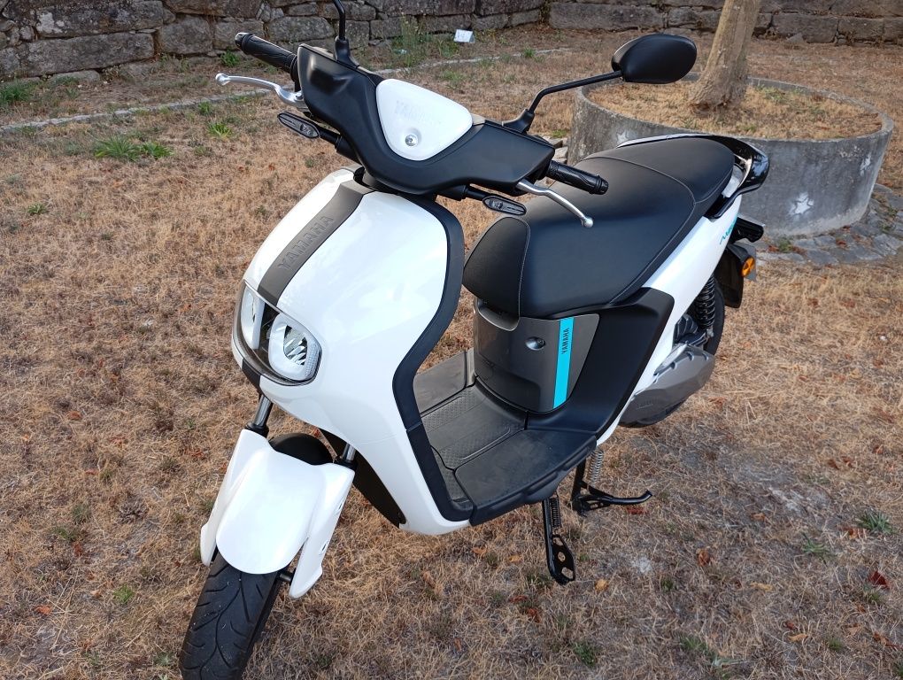 Yamaha Neos 2024