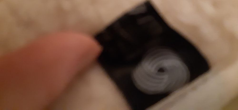 Pas magnetyczny z wełny owczej