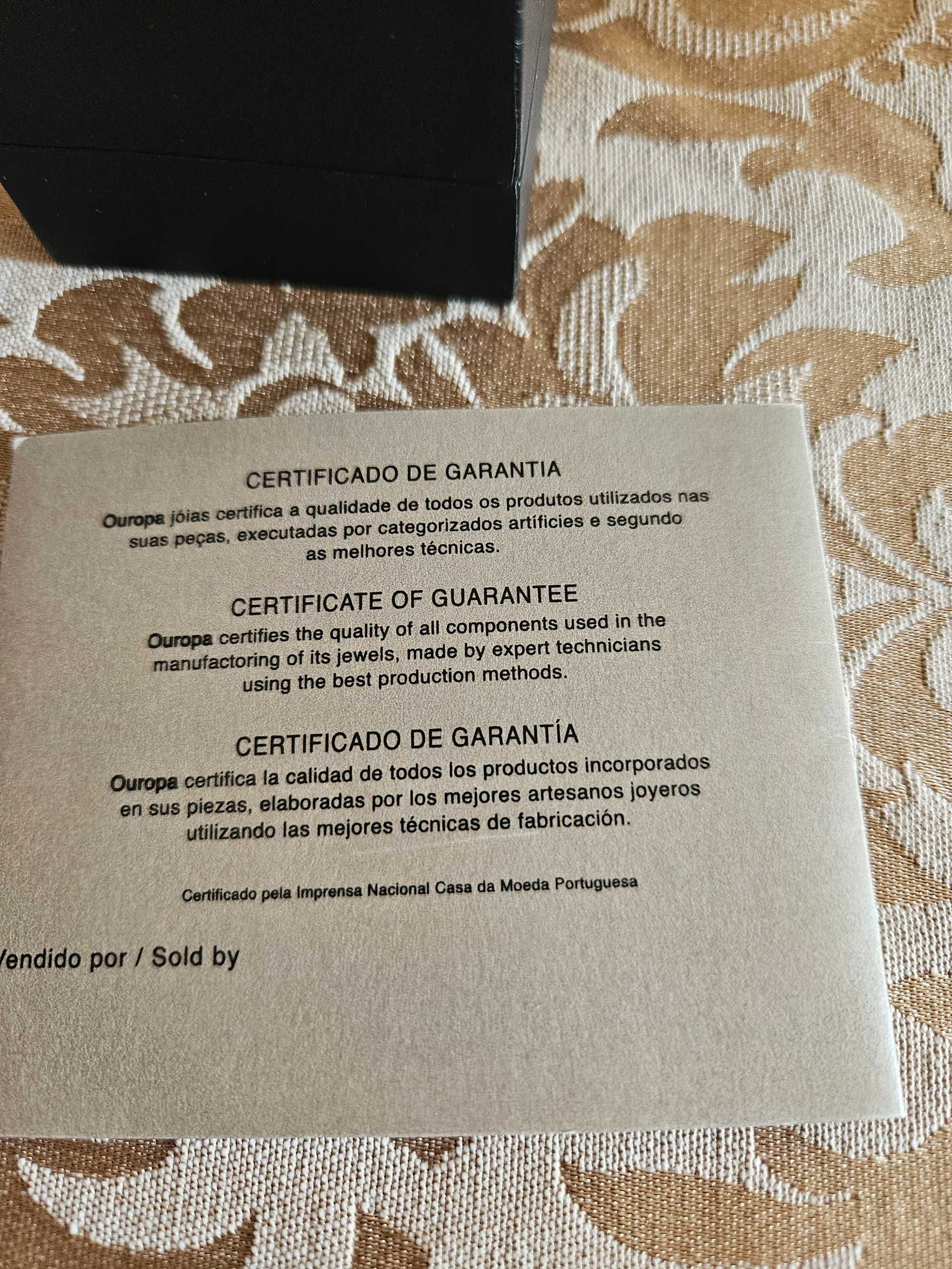 Anel ouro e diamante (com certificado de garantia)