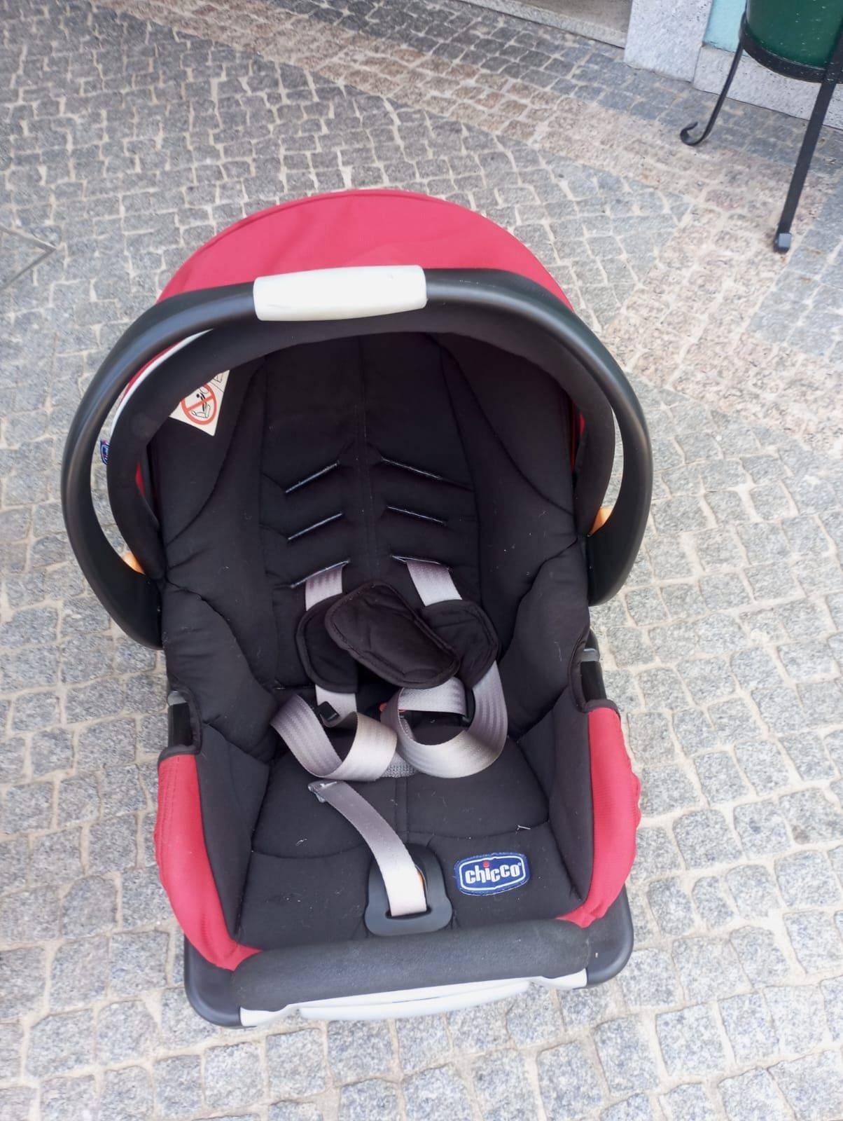 Chicco 3 in 1 carrinho de bebê + cadeira auto com base keyfit