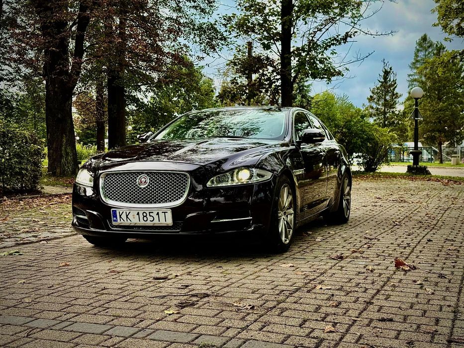Jaguar XJ Jaguar XJ 3.0 Benzyna 340 Koni, stan idealny, pełne wyposażenie