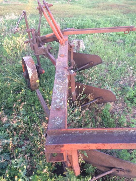 Трактор Білорус 80.1 + Плуг