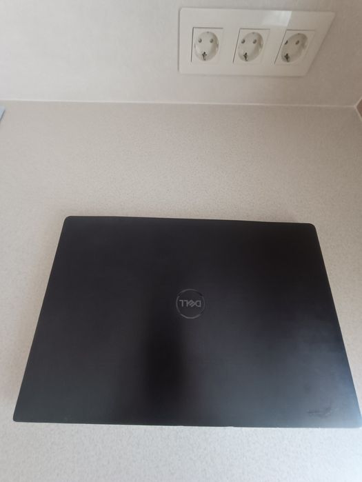 Продам ноутбук делл