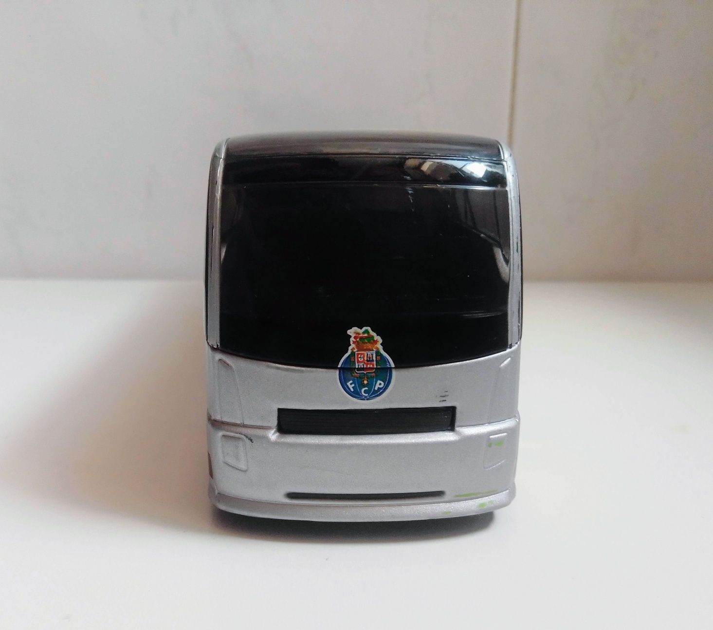 Maisto Autocarro do Futebol clube do Porto 24cm.Não é negociável.