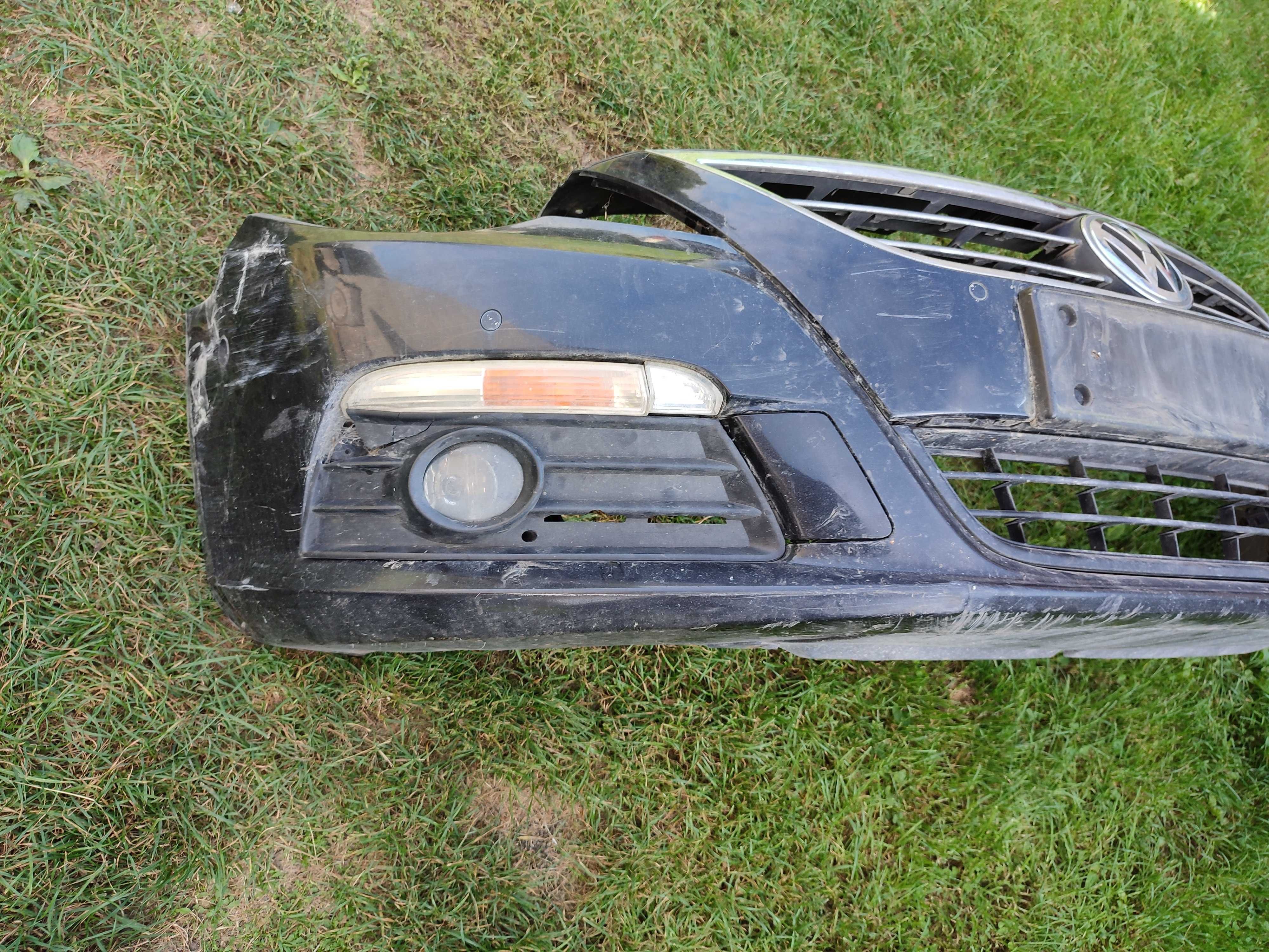 zderzak przód VW Passat CC