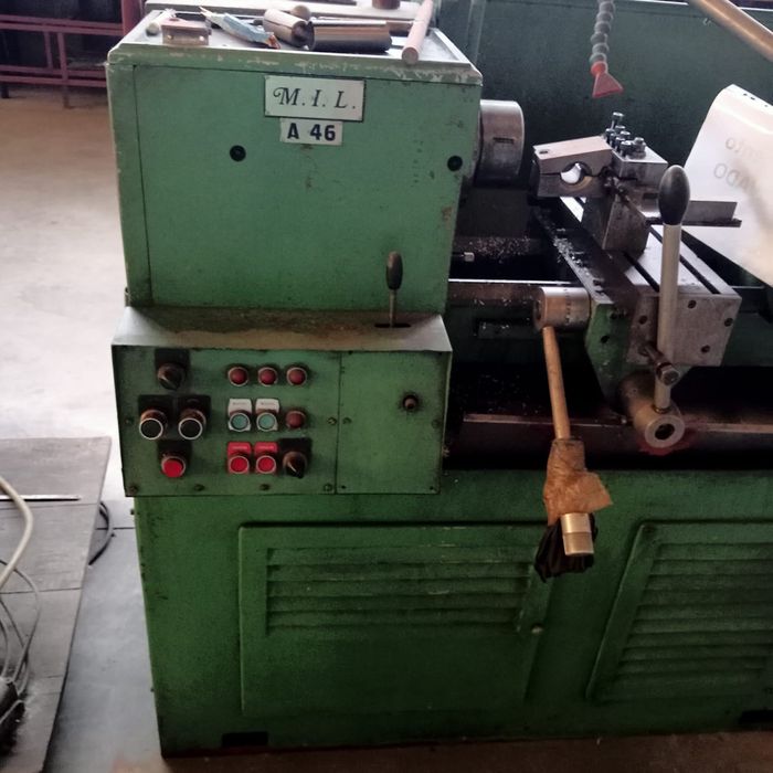 Torno revolver MIL A46