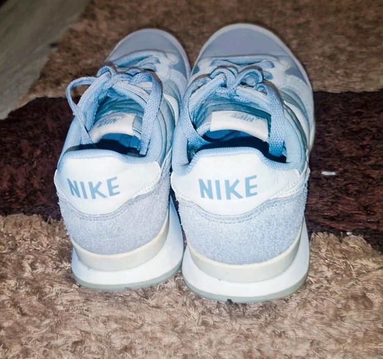 Sapatilhas Nike como novas