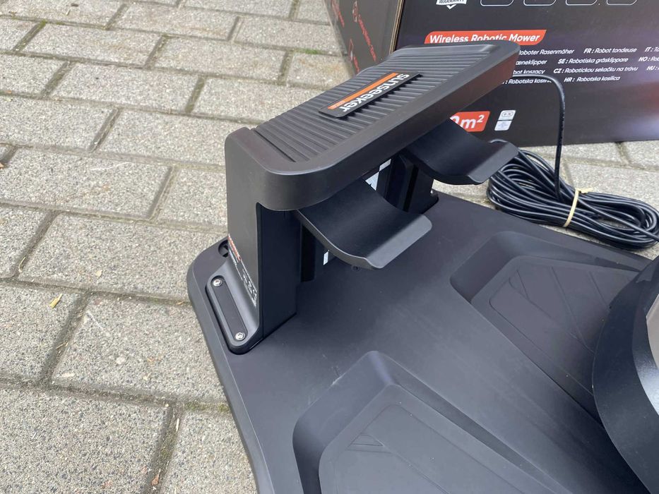 Cedrus SUNSEEKER ELITE X5 RT Kosiarka Robot Koszący 2000m2